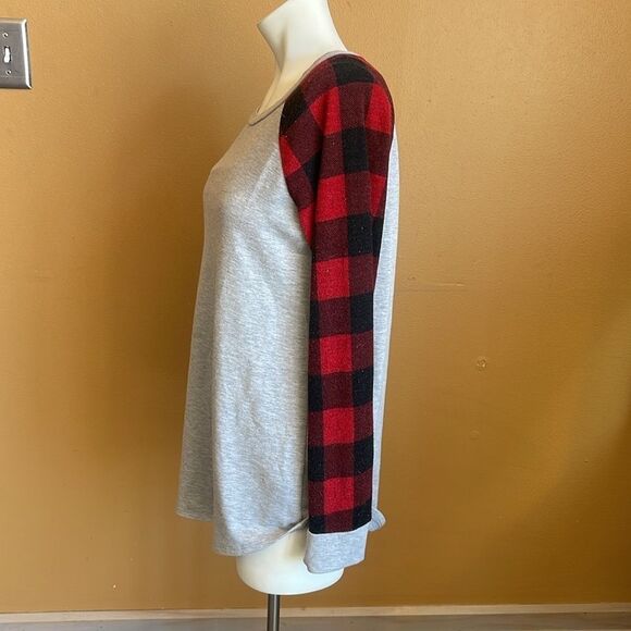 12PM by MON AMI women’s Red RAGLAND plaid sleeves sweatshirt / top / grey Large - Picture 3 of 10